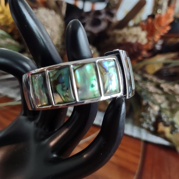 Watch - Picture 3 of 3